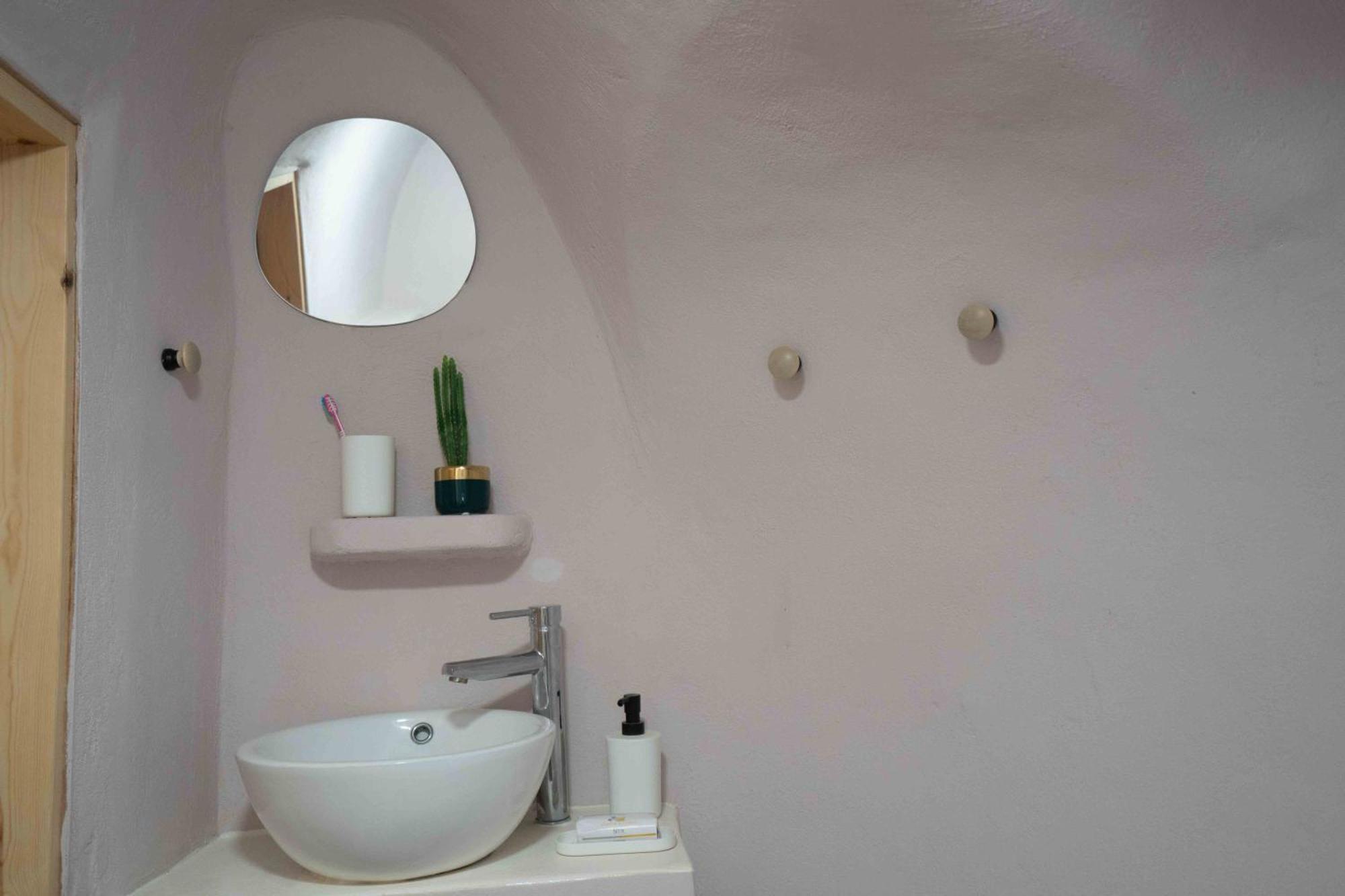 Holiday home Bird Nest-santorini Cave Fira (Santorini)