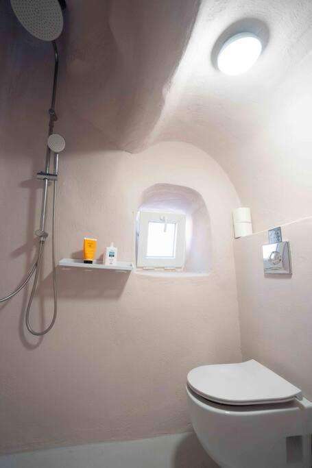 Holiday home Bird Nest-santorini Cave *